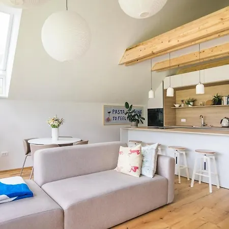 Apartment Nomad 27 *