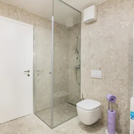 Nomad 27 アパート