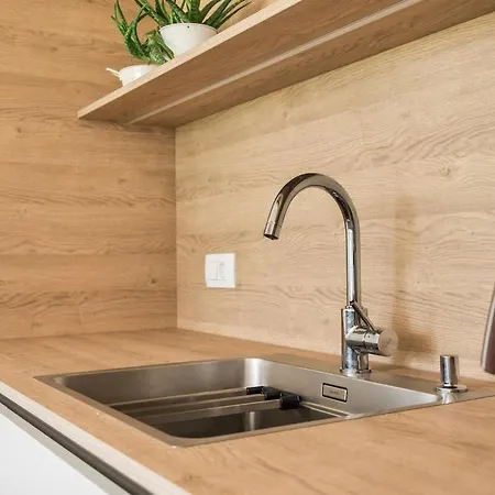 アパート Nomad 27