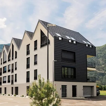 アパート Nomad 27 ボヴェツ